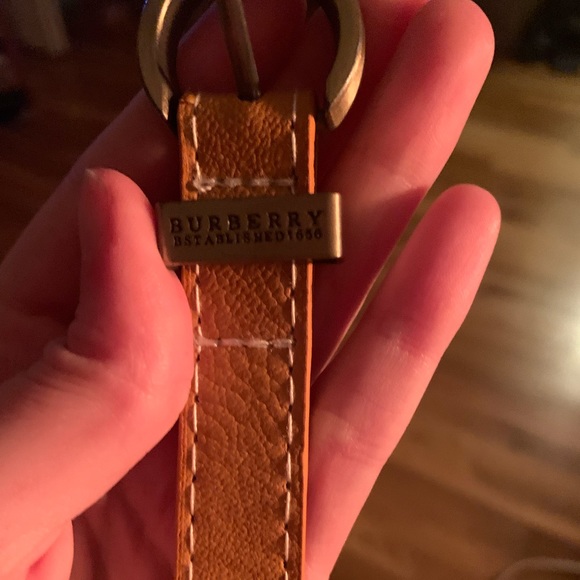 Burberry thin brown leather belt